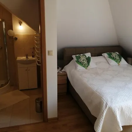 Agroturystyka U Izabelli Niemce Exteriér fotografie